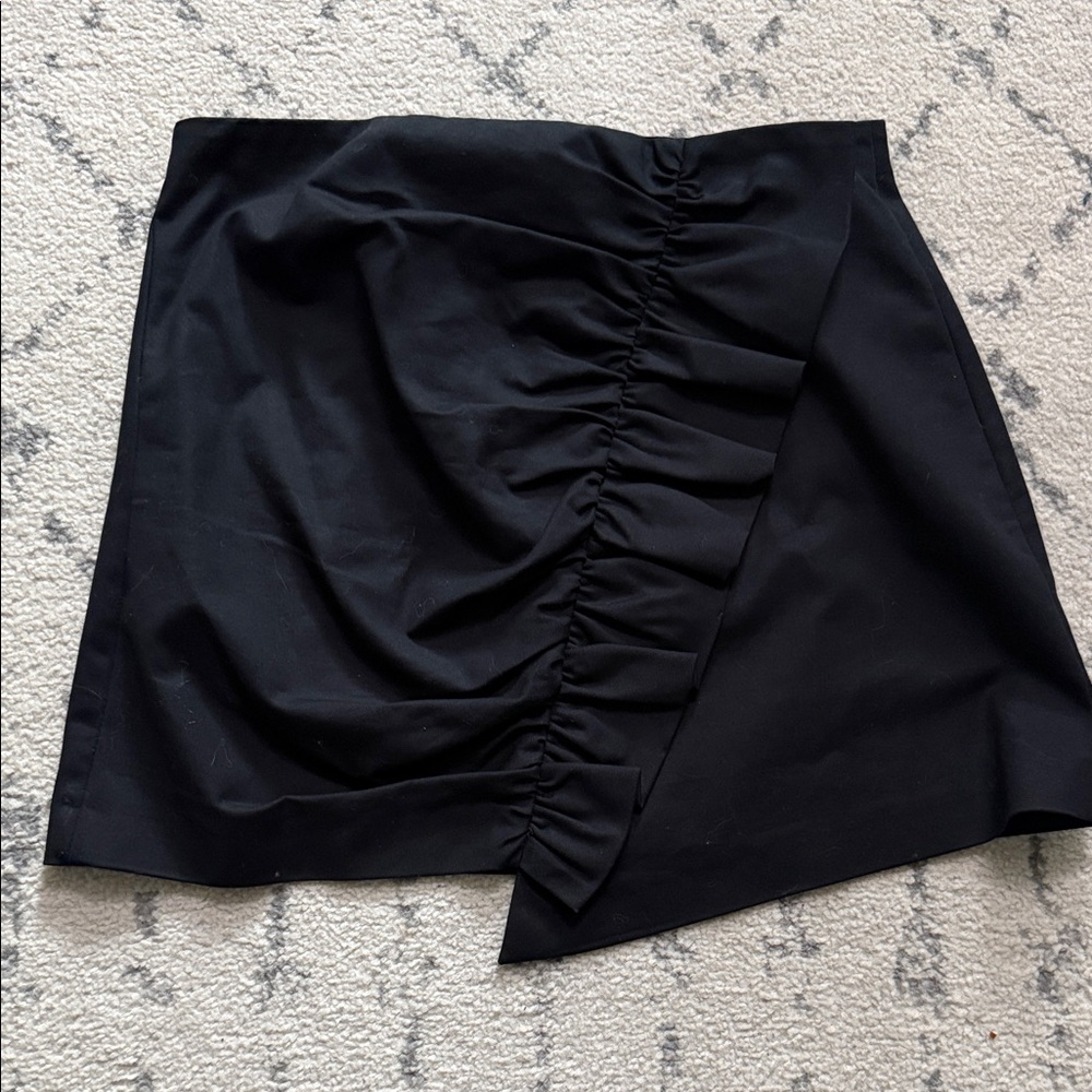 NWT Zara Ruffle front asymmetric front mini skirt holiday cocktail party